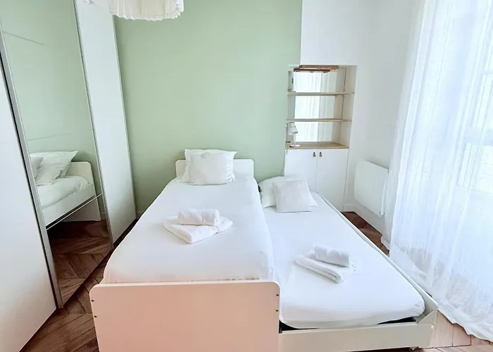 Le Dangeau Elegance Et Modernite Proche Chateau
